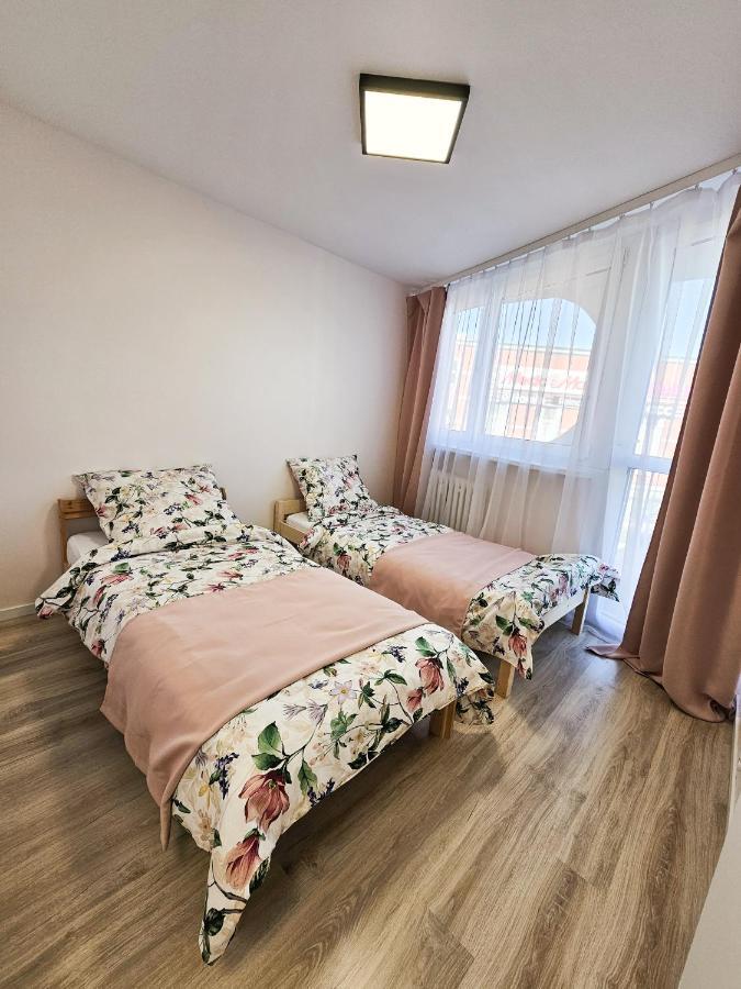 Ferienwohnung Apartament Siodemka Breslau Exterior foto